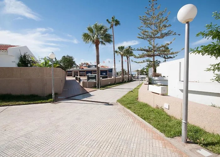 Eden Island Village * אדחה