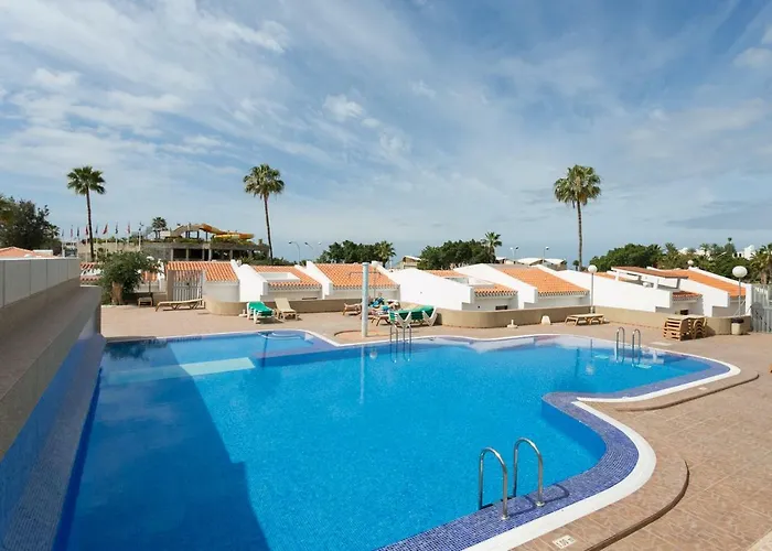 Eden Island Village *